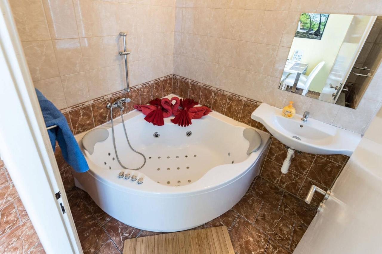 Apartman Exclusive Prague Whirlpool Εξωτερικό φωτογραφία